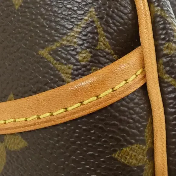 LOUIS VUITTON Brown Monogram Bag - Picture 6 of 10